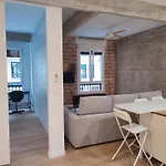 MBE Centro Bilbao cerca San Mames Appartamento *