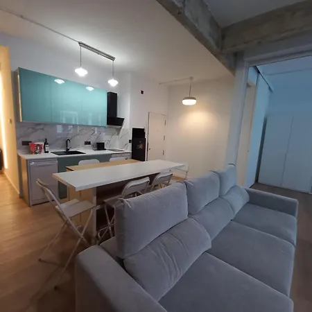 Mbe Centro, 3hab, 2 Banos, Jacuzzi Apartment *